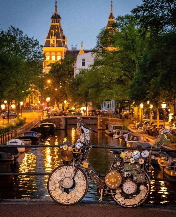 Room Mate Hostel Amsterdam Ζάανταμ Εξωτερικό φωτογραφία